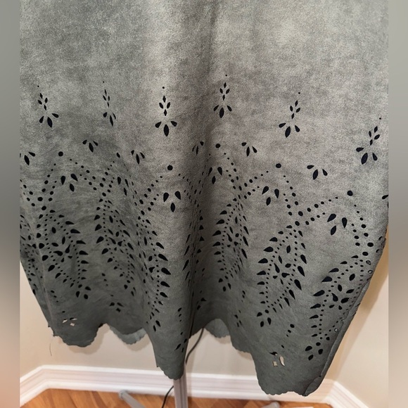 Karen Kane Charcoal Long Sleeve Dress - Picture 3 of 6